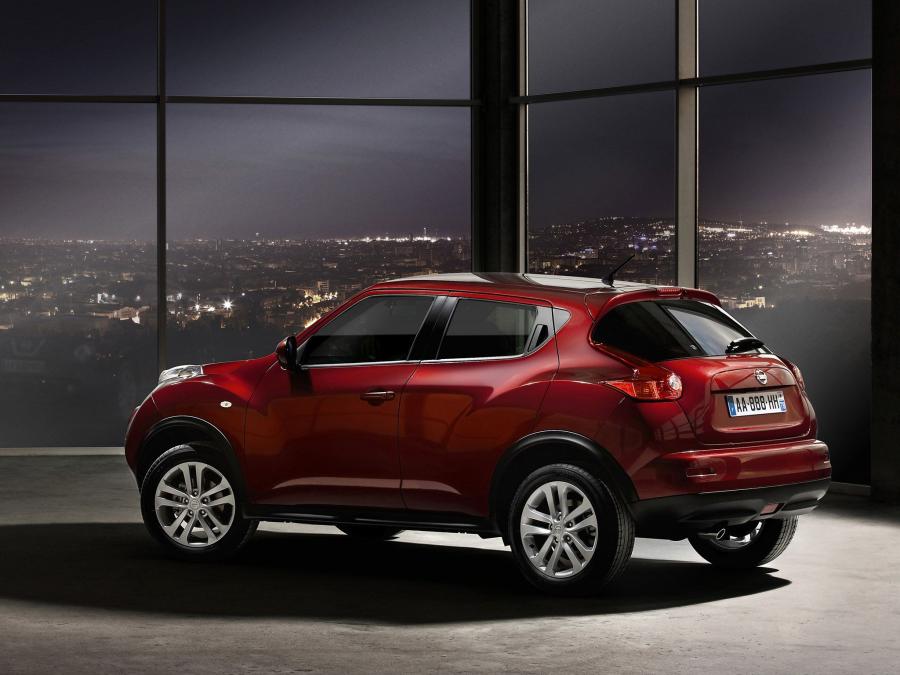  Nissan Juke 2010 года  (UK) (фото 8 из 21)